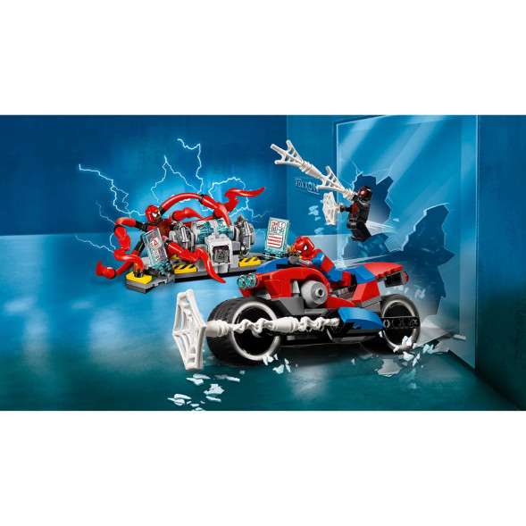 Конструктор LEGO Super Heroes 76113 Спасательная операция на мотоциклах в Чебоксарах