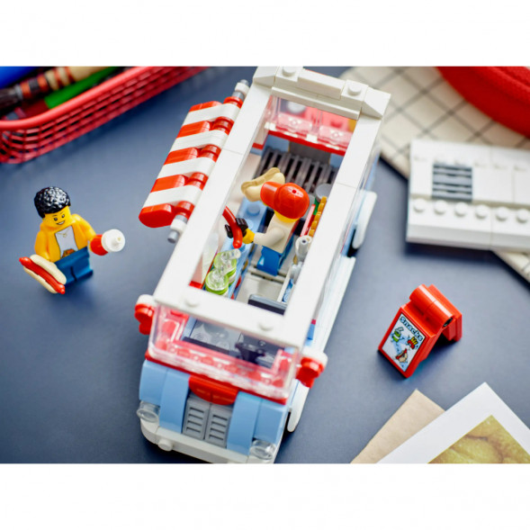 Конструктор LEGO Icons 40681 Ретро фуд трак в Чебоксарах